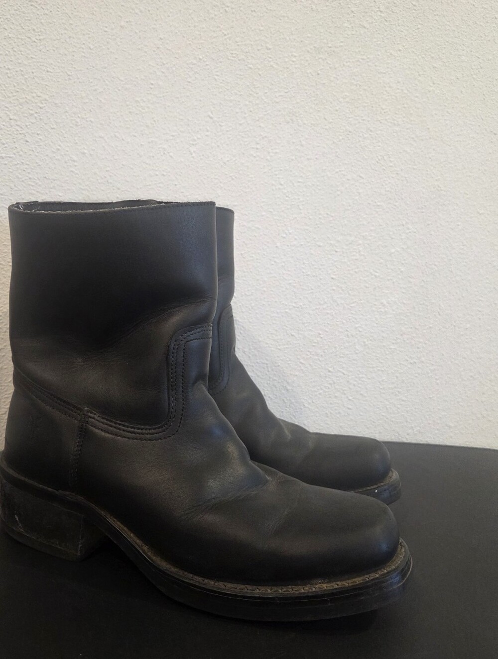 Frye Black Leather Pull-On Ankle Boots Size 8.5 WOMENS